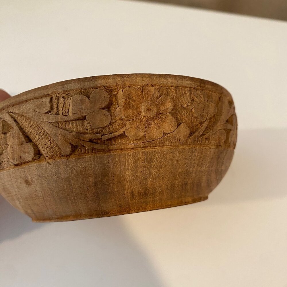 Antique Hand-Carved Wooden Floral Bowl 5 Rustic Decorative Dish - Picture 2 of 4
